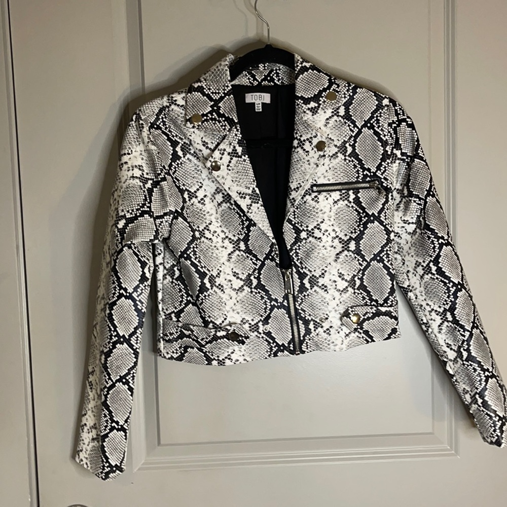 Snakeskin Print -Crop Leather Jacket - Size S
